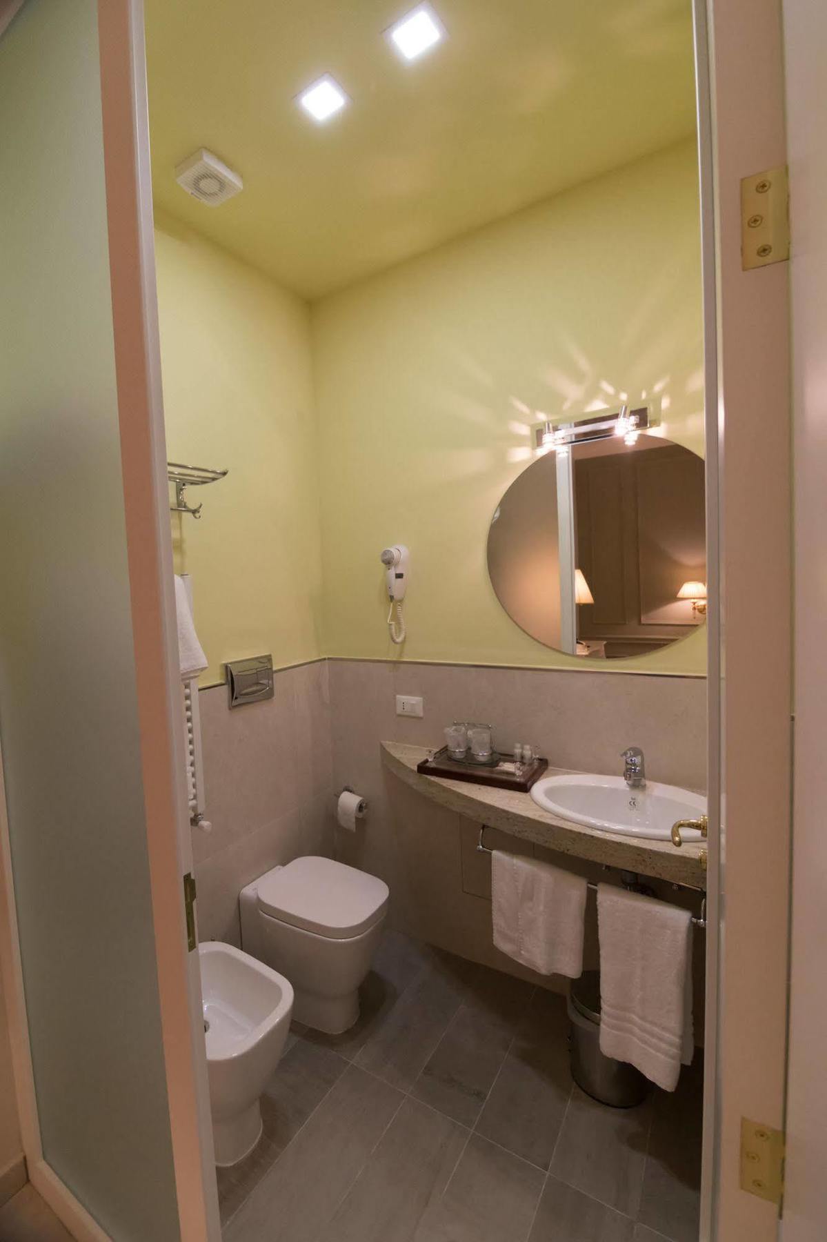 Ruins B&B Эрколано Экстерьер фото